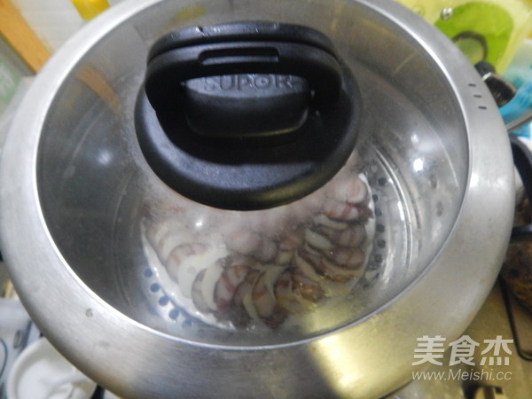 Steamed Pork Belly with Taro recipe
