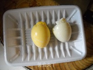 Two-color Egg Stewed with Broccoli recipe