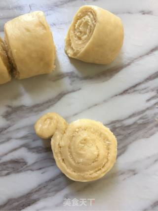 #the 4th Baking Contest and is Love to Eat Festival# Coconut Snail Bread recipe