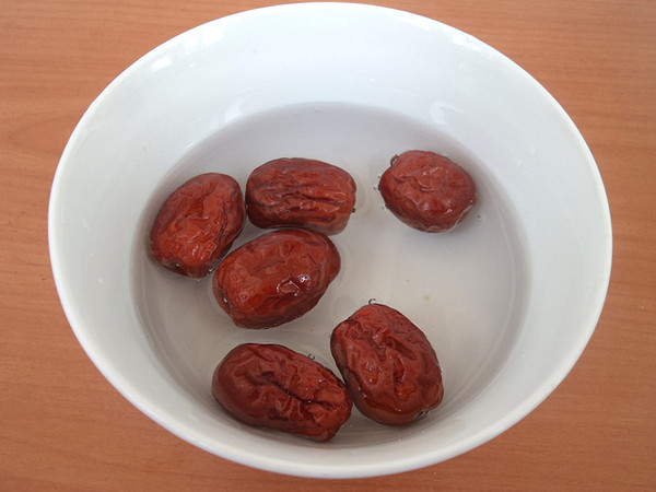 Red Dates and Gorgon Soy Milk recipe