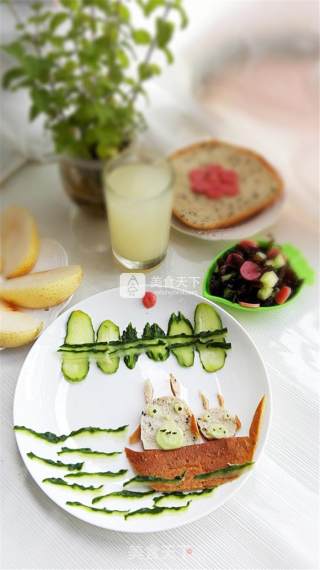 Totoro Outing Platter for Baby Breakfast recipe