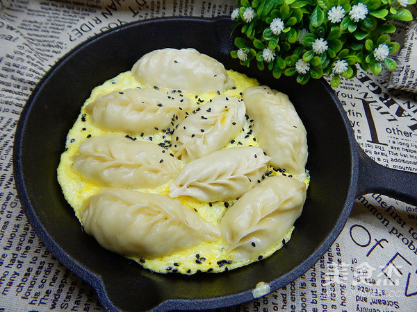 Egg Hug Dumplings recipe