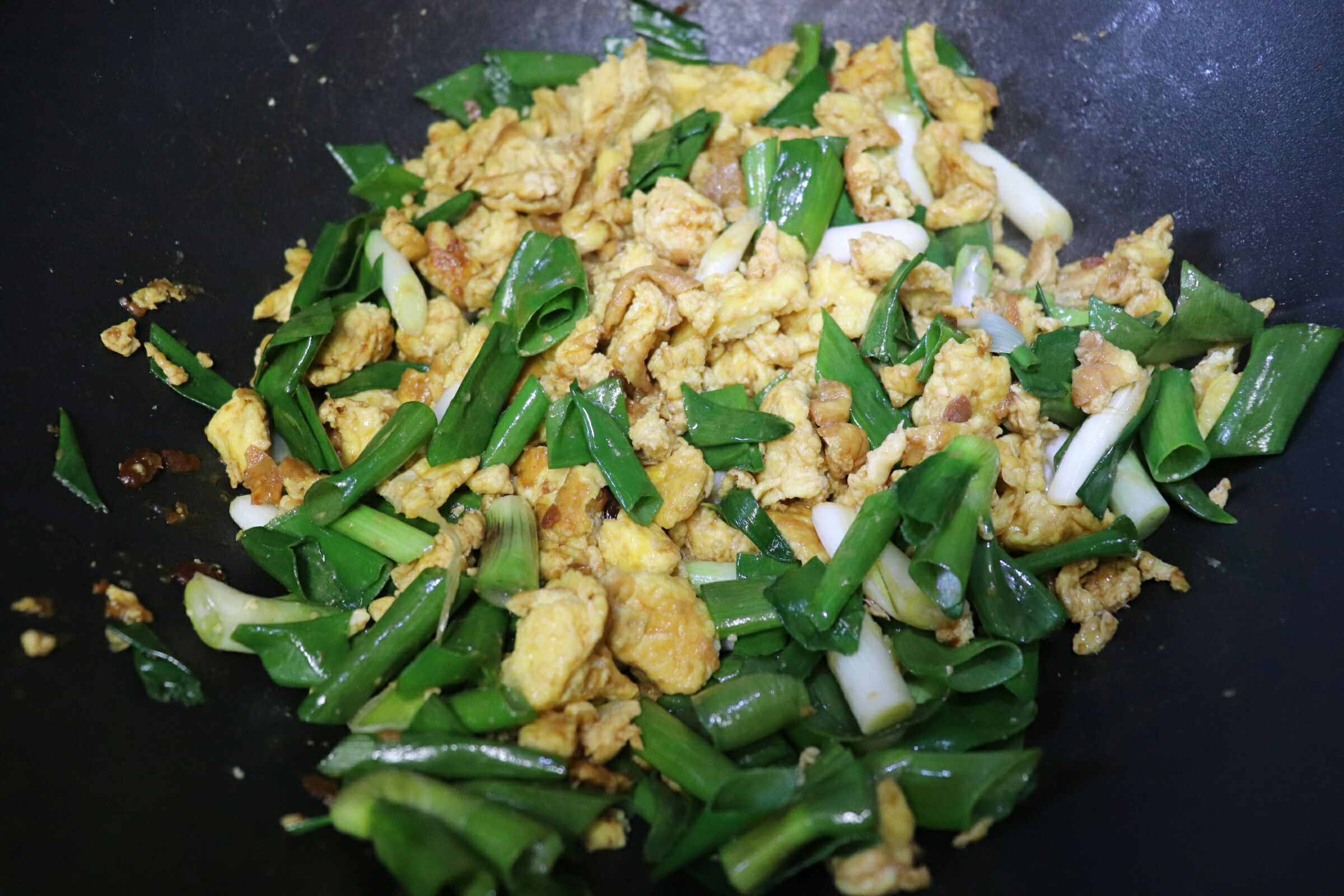 Scrambled Eggs with Green Onions recipe