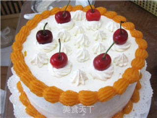 Creamy Fruit Birthday Cake recipe