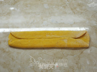 Whole Wheat Pumpkin Rolls recipe