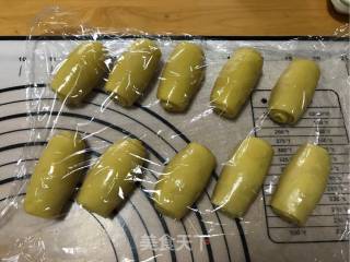 Enjoy Mid-autumn Festival and Reunion~【golden Egg Yolk Pastry】 recipe