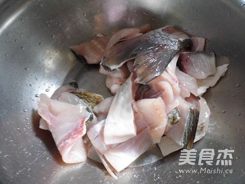 Steamed Fish Fillet with Black Bean Pepper recipe