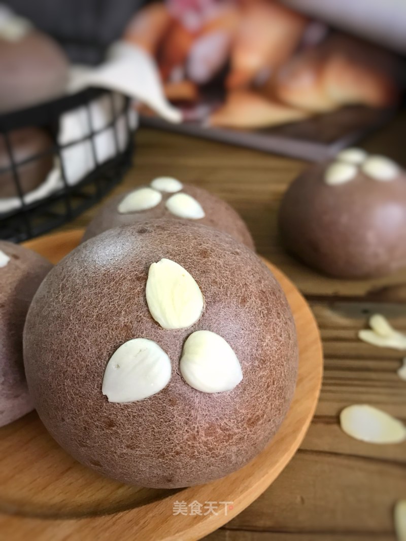 Coco Mochi and Honey Bean Buns recipe