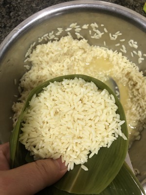 Refreshing Hematoxylin Rice Dumplings (how to Soak The Rice Dumplings with Alkaline Water) recipe