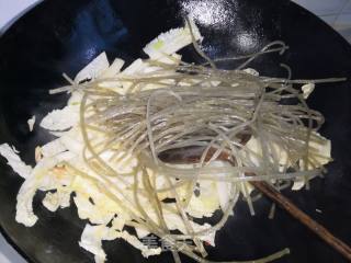 Stir-fried Noodles with Cabbage recipe