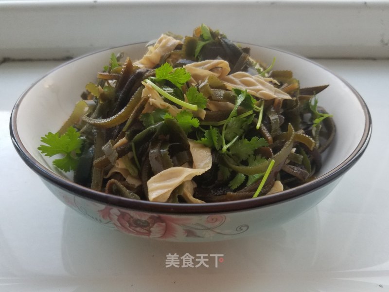 Seaweed Mixed with Dried Bean Curd