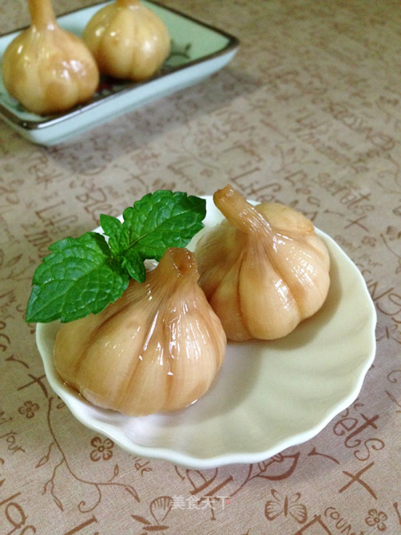 Sweet and Sour Pickled Garlic recipe