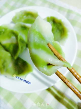 Jade and White Jade Two-color Dumplings~two-color Lamb and Celery Dumplings recipe