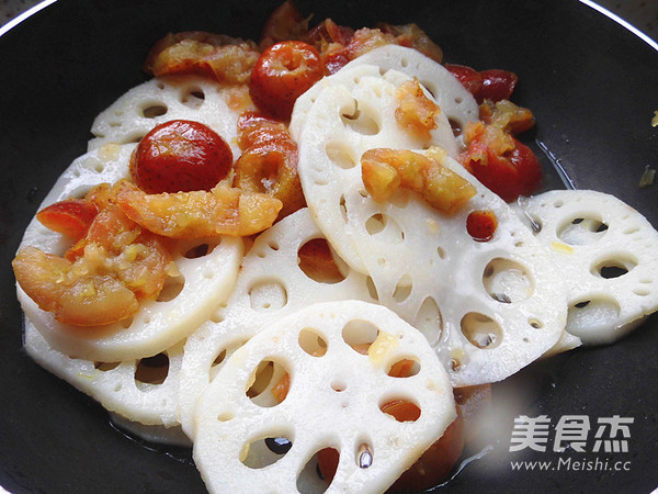 Hawthorn and Lotus Root Slices recipe