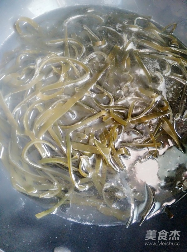 Marinated Kelp Shreds recipe