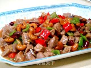 Stir-fried Beef with Cashew Nuts recipe