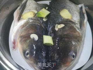 #trust之美#two-color Chopped Pepper Fish Head recipe