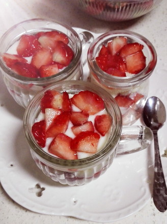 Strawberry Yogurt recipe