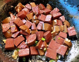 Pig's Blood Stewed Tofu#food Trimmings to Make A Big Meal# recipe