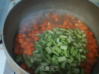 Celery Carrots Mixed with Peanuts recipe