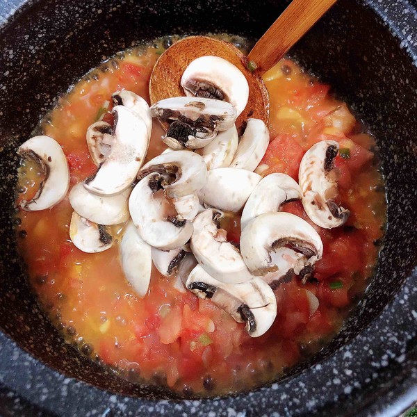 Tomato Beef Brisket Hot Pot Noodles recipe