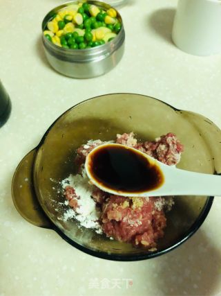 Steamed Beef and Chicken Leg Mushroom Box in Oyster Sauce recipe