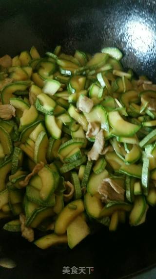 Healthy Family Zucchini Slices recipe
