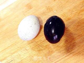 Red Pepper and Eggplant Mixed with Preserved Eggs recipe