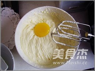 Raisin Condensed Milk Cake recipe