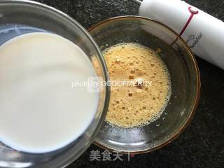 [travel on The Table] Exotic Romantic Creamy Waffles for Dating recipe