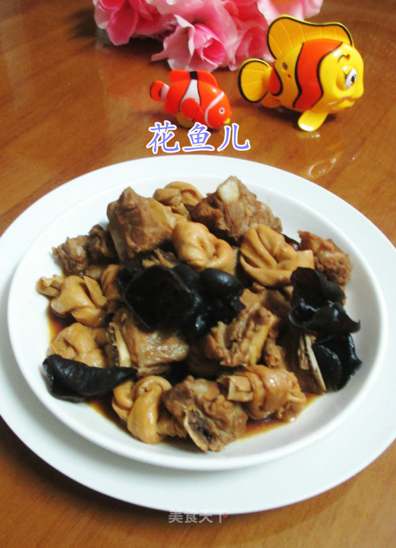 Thousands of Grilled Pork Ribs with Black Fungus recipe