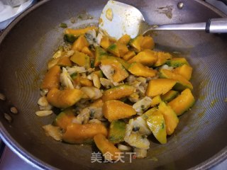 Boiled Pumpkin with Clam Meat recipe