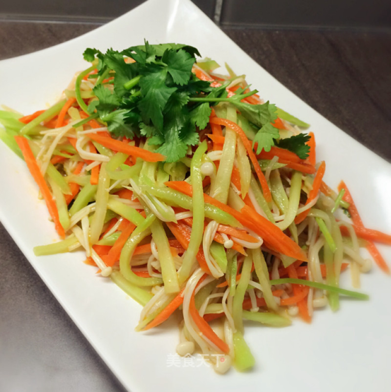 Broccoli Stalks with Golden Needles recipe