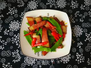 Fried Bacon with Snow Peas recipe