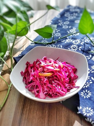 Post-holiday Scraping-lemon Mixed with Purple Cabbage recipe