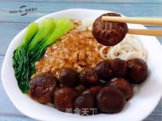 Rice Noodles with Meat Sauce and Seasonal Vegetables recipe