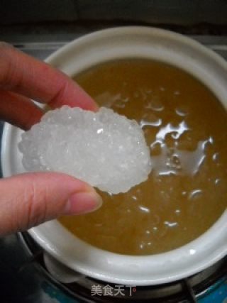 Stewed Tremella with Rock Sugar and Sydney recipe