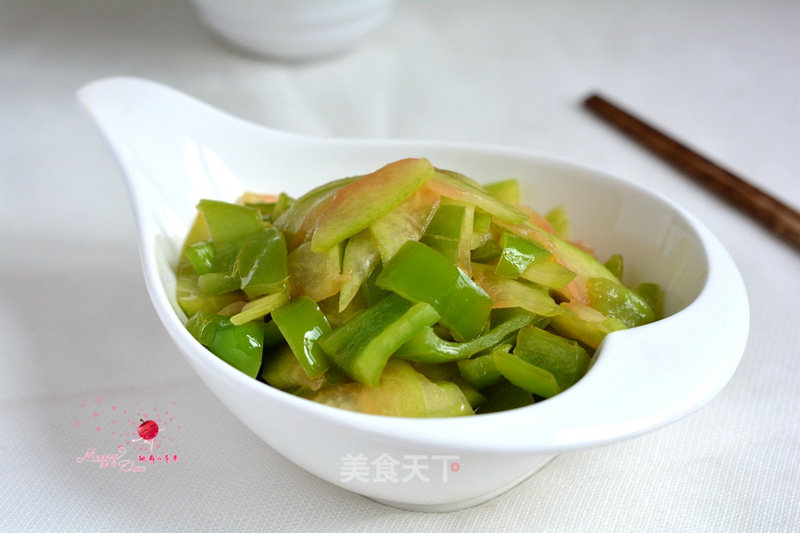 Stir-fried Peppers with Watermelon Peel recipe