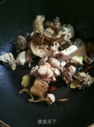 Stewed Chicken with Straw Mushrooms recipe