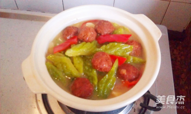 Bitter Melon Meatballs in Claypot recipe