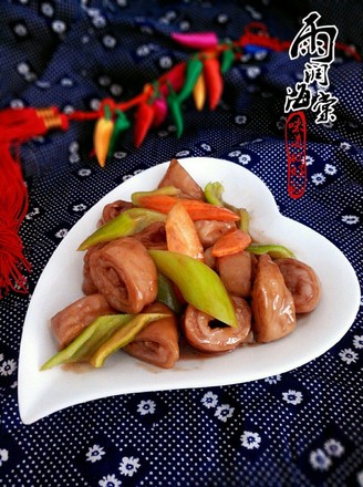 Stir-fried Fat Intestines with Green Peppers
