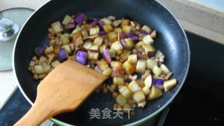 Noodles with Minced Pork in Tomato Sauce recipe