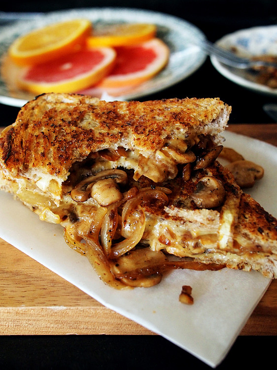 Pan-fried Mushroom Sandwich recipe