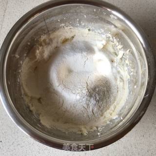 Crispy and Delicious-two-color Cookies recipe