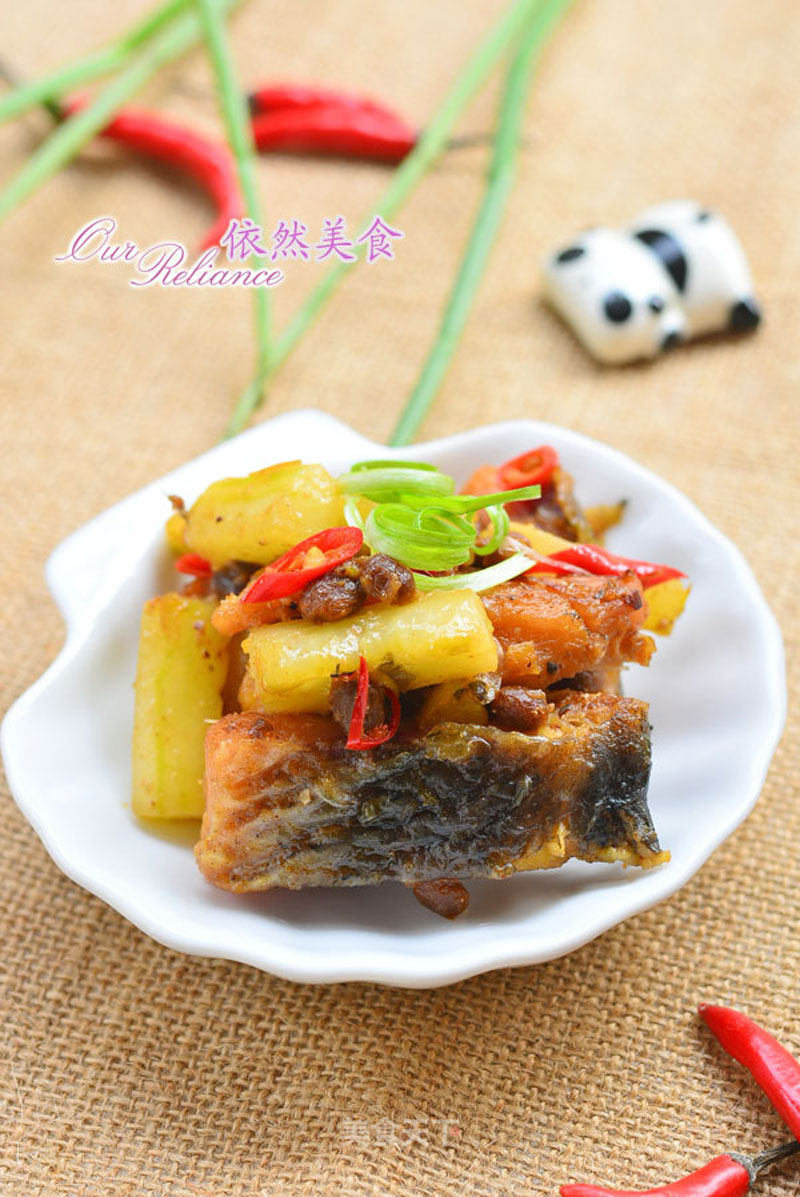 Stir-fried Dried Fish with Vegetables recipe