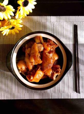 Casserole Stewed Trotters recipe