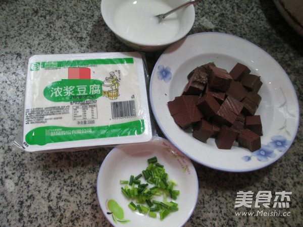 Spicy Duck Blood Tofu Soup recipe