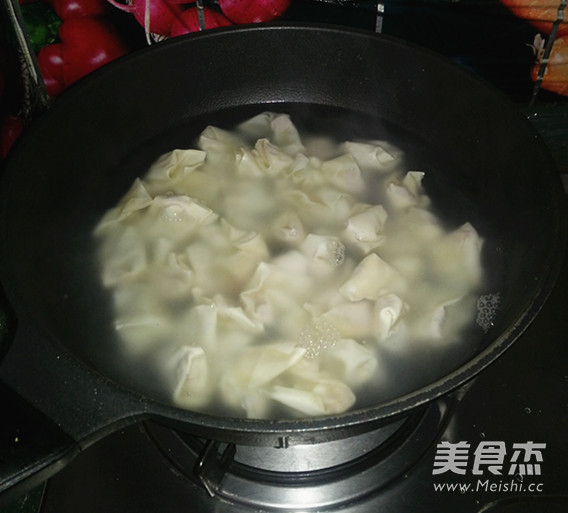 Spicy Oil Wonton recipe