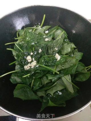 Stir-fried Sweet Potato Leaves recipe