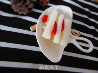 Hot and Sour Radish Sticks recipe